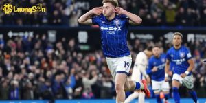 Liam Delap: Từ Hợp Đồng Đáng Kỳ Vọng Đến Trung Tâm Cuộc Khủng Hoảng Chelsea